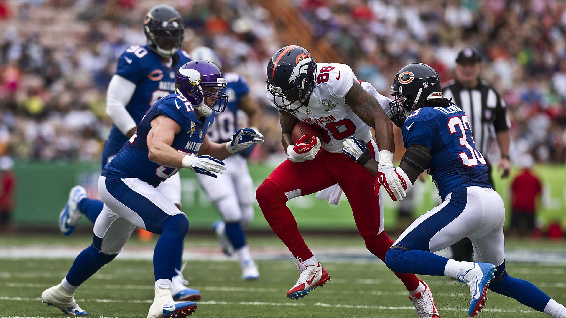 刷新纪录引发热议！，梅西在TES比赛中大比分获胜全场沸腾不已